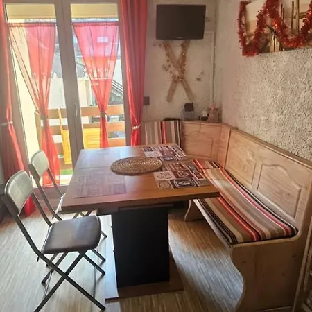 בית נופש Le Cocon D'altitude קאוטרט